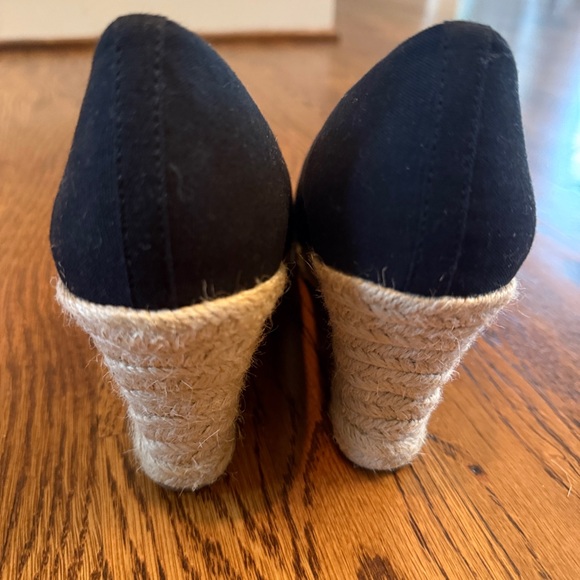 J. Crew black canvas Women's esparadrille wedge shoes size 8 - Picture 3 of 3